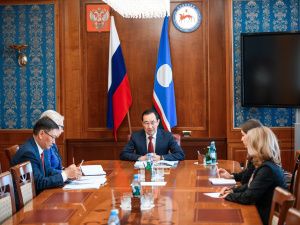 Айсен Николаев поручил убрать административные барьеры вокруг частных детских садов