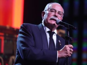 Baza: Никита Михалков госпитализирован в тяжелом состоянии
