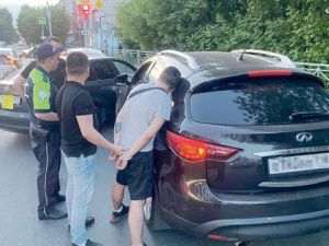 Красивая жизнь быстро закончилась: Полицейские задержали троих "обнальщиков"