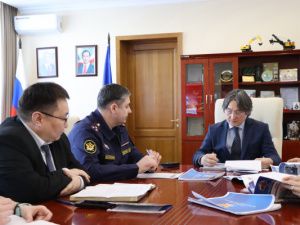 В Правительстве Республики Саха (Якутия) состоялась рабочая встреча по развитию и поддержке производственного сектора исправительных учреждений
