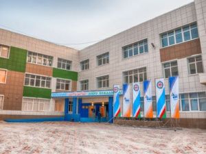 Айсен Николаев опроверг информацию по якутской школе «Айыы Кыhата» в 203 микрорайоне