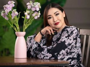 "Дедушка разбил мою любимую чашку". Экстрасенс из Якутии рассказала о совести