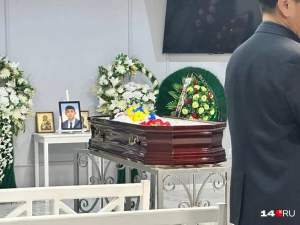 Прошла панихида по убитому студенту СВФУ в Якутске