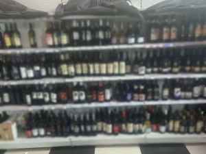 Просроченная лицензия: в Нерюнгри пресекли незаконную продажу алкоголя