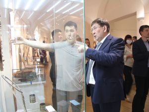 Дни Якутии в Казани: Успех выставки Якутского музея и найденная оригинальная одежда жены Кулаковского 