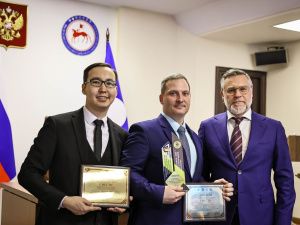 Состоялась церемония награждения победителей конкурса «Лучшие практики наставничества – 2023» в Якутии