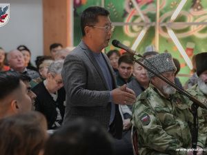 Евгений Григорьев встретился с представителями национальных общин и Ассамблеи народов Якутии