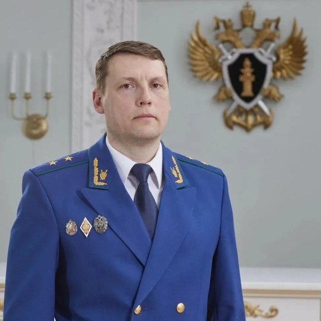 В Якутск прилетел зампрокурора РФ Виктор Мельник