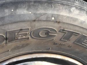 В Якутске неизвестные прокалывают шины и разбивают зеркала автомобилей