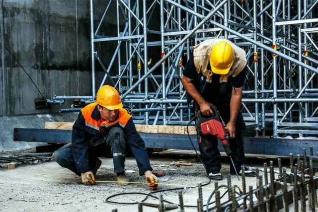 Наибольшая доля малых предприятий Якутии приходится на строительство и торговлю