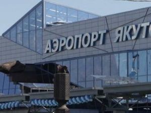 Айсен Николаев: «Никакого запрета на работу железнодорожных вокзалов и аэропортов пока не будет»