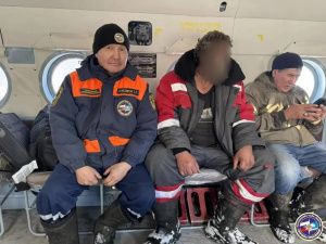 В Момском улусе вертолет Ми-8 эвакуировал мужчину