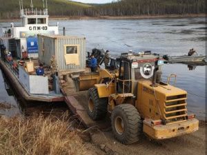 На р. Амге запущено паромное движение
