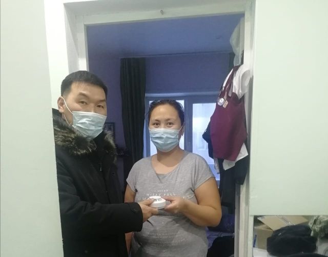 В Хангаласском улусе продолжается акция «Предупреди пожар – установи АДПИ!»