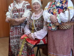 Праздничное настроение мужчины АК «Железные дороги Якутии»  унесли домой