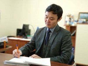 ДЕПУТАТ ГОРДУМЫ АММОСОВ УВОЛИЛСЯ С СЭГХ