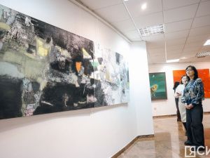 Выставка художника Михаила Старостина открылась в Якутске