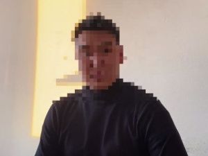 Житель Якутска украл портативный гараж