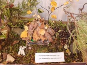 Дети сотрудников уголовно-исполнительной инспекции приняли участие в выставке «Золотая осень»