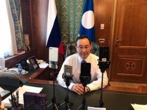 Глава Якутии сообщил размер своей зарплаты 