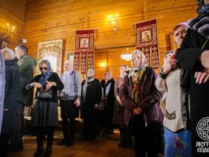 В Лазареву субботу Архиепископ Роман совершил Литургию в Спасском монастыре