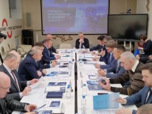 Генеральный директор АО «АК «ЖДЯ» Василий Шимохин  обсудил с руководством Магаданской области вопросы строительства транспортной инфраструктуры