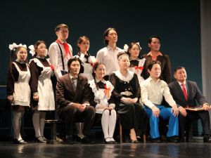 Театр юного зрителя Якутии показал спектакль «Дьикти саас»