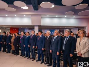 Собрание общественности провели в Якутии в память о первом президенте республики