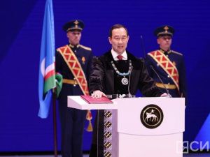 Айсен Николаев официально вступил в должность главы Якутии