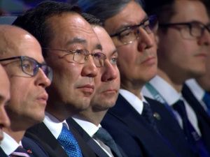 Глава Якутии принял участие в работе Международной конференции «Путешествие в мир искусственного интеллекта»