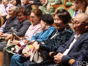 «Коркин. Клятва»: в Якутске состоялась премьера спектакля, посвящённого тренеру по вольной борьбе