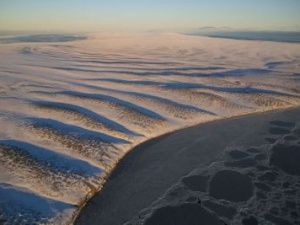В Якутии спасены люди, которые не могли выбраться с острова несколько суток