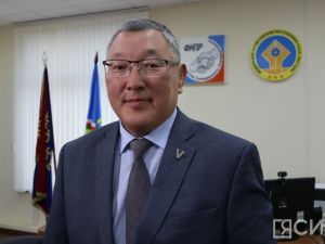 Председатель Федерации профсоюзов Якутии поздравил с Днем профсоюзного работника