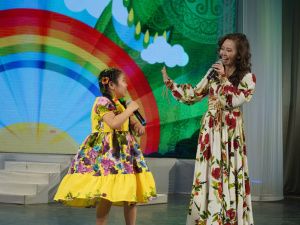 Каждый номер «Сырдык сүүрээн» - отдельный спектакль