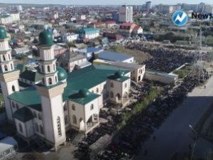 Праздник Ураза-байрам собрал в мечети Якутска 8 тысяч мусульман