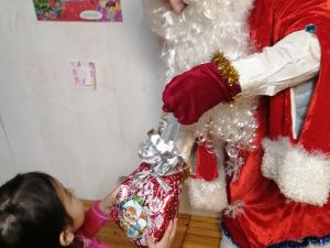 Победитель гранта Главы Якутии «Дьол уйата» более 10 лет помогает семьям