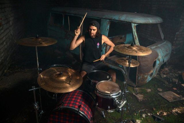 Нерюнгринец превратил увлечение музыкой в бизнес, открыв студию