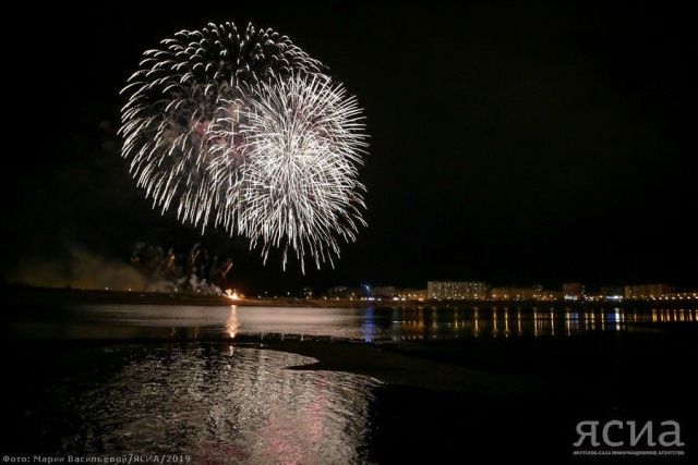 Фестиваль еды, концерты и фейерверк состоятся в День города на площади Победы Якутска