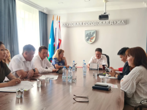 Вопросы школьной инфраструктуры и поддержки частных детских садов рассмотрены на заседании комиссии Якутской городской Думы