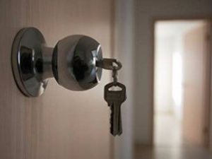 В Чокурдахе работник администрации незаконно получил муниципальную квартиру в собственность