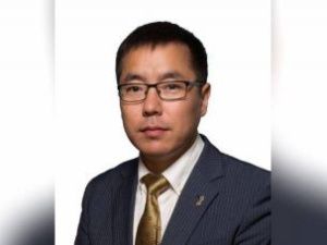 Глава Якутии сменил помощника