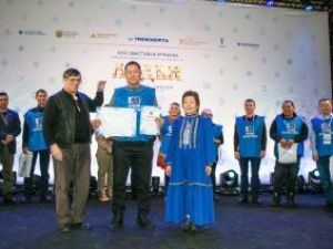 Мастер из Якутии стал лучшим косторезом России!