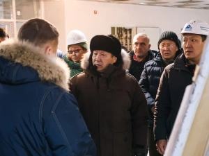 Дмитрий Садовников проверил ход строительства социальных объектов Якутска и его пригородов