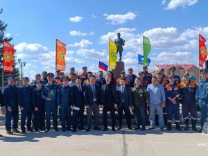 Спасатели  получили благодарности за помощь Намскому району во время паводка