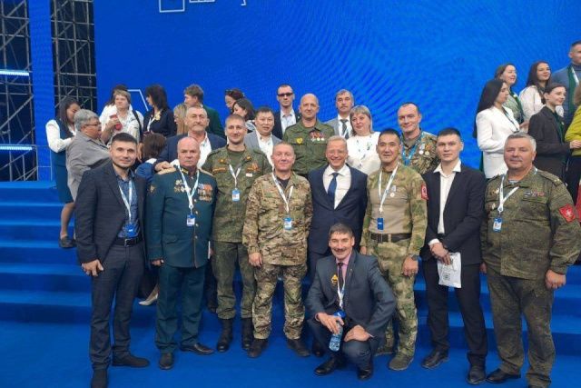 Ветеран СВО из Якутии стал участником всероссийского форума классных руководителей