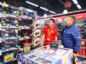 Инфраструктурный блок Правительства во главе с Дмитрием Садовниковым присоединился к акции «Ёлка добра»