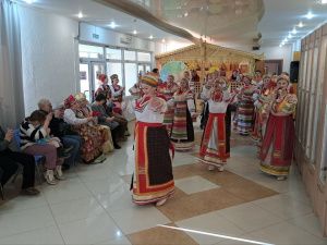 В Доме дружбы народов в Якутске ярко отметили Масленицу