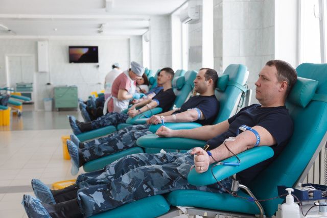 Сотрудники исправительной колонии стали донорами крови