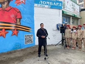 «Папа теперь в мультике»: в Якутске появился мурал с изображением участника СВО Василия Данилова