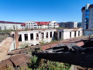 В Якутске призвали закрыть доступ к заброшенным зданиям